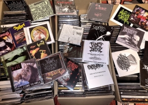 Grab-Bag: small - 12 CDs: oldschool Death-, Black, Grind-, Noise-, Thrash- Doom Metal - Promos + Albums